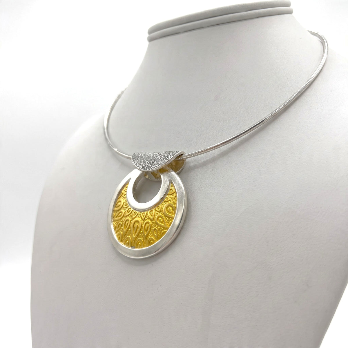 Golden Kinetic pendant alternate approved view 4